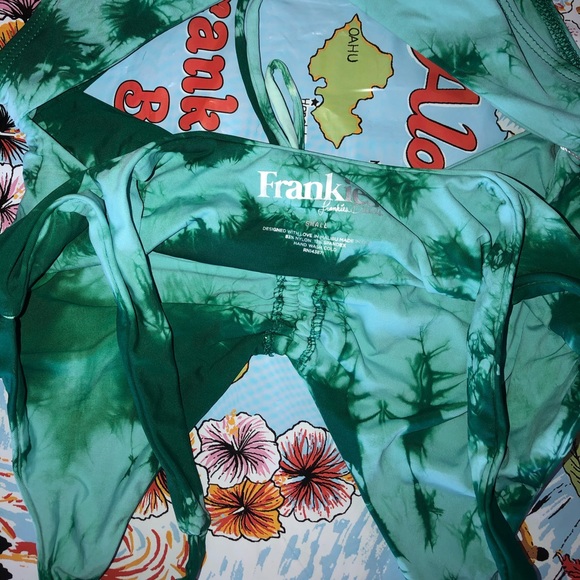 Frankies Bikinis- Skylar One Piece in Emerald - Picture 3 of 3